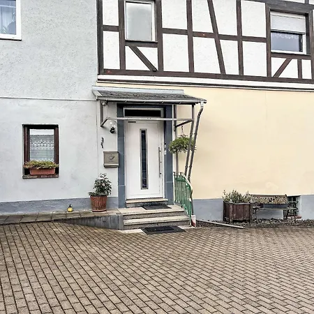 Kleine Renata 2 Nahe Nuerburgring By Interhome Quiddelbach