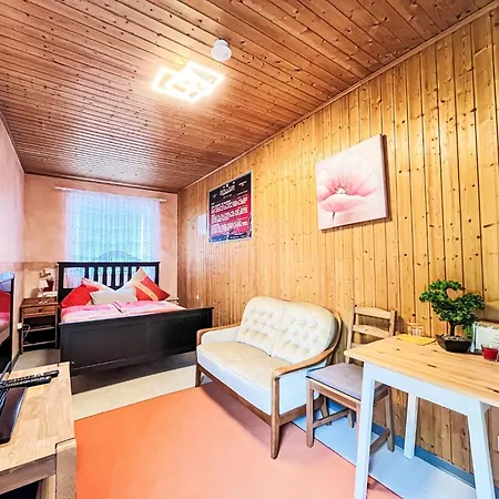 Kleine Renata 2 Nahe Nuerburgring By Interhome